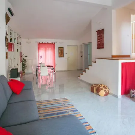 Elegant Loft With 3-bedroom Spanish Steps - Roma