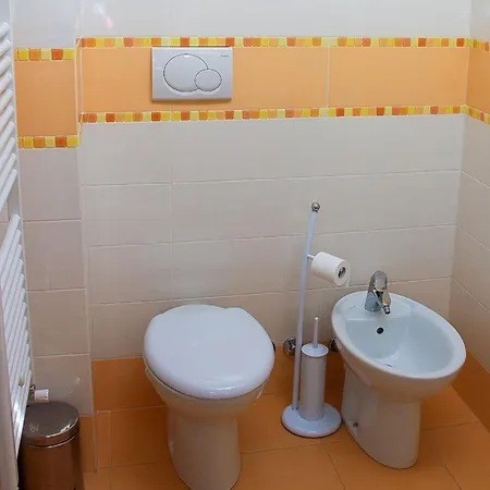 דירה Elegant Loft With 3-bedroom Spanish Steps - רומא